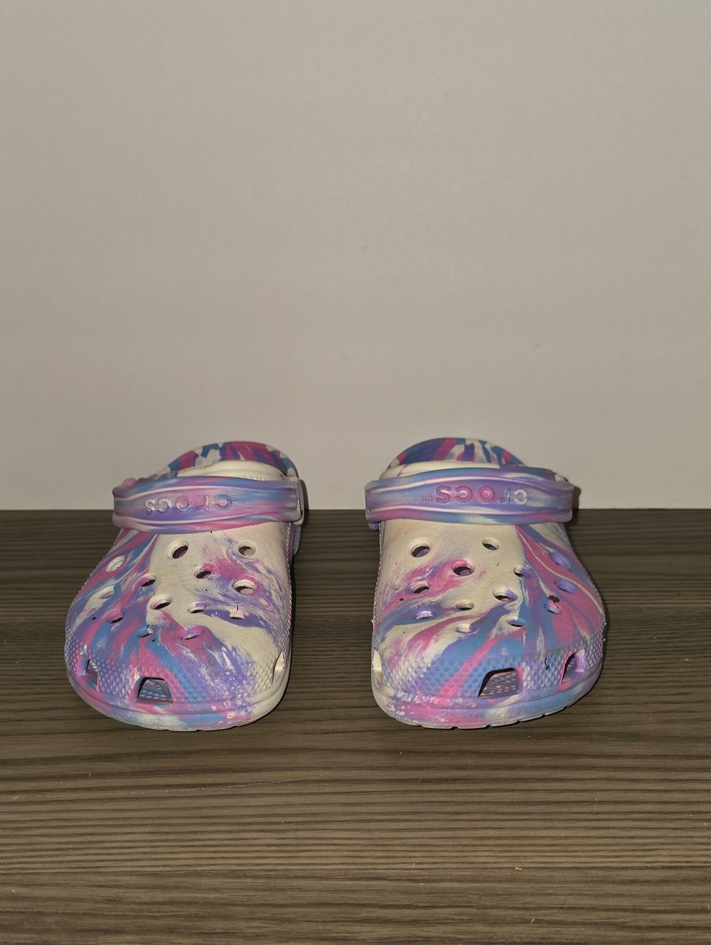 CROCS Kids Tie-Dye Clogs in Pink, Purple & White #131